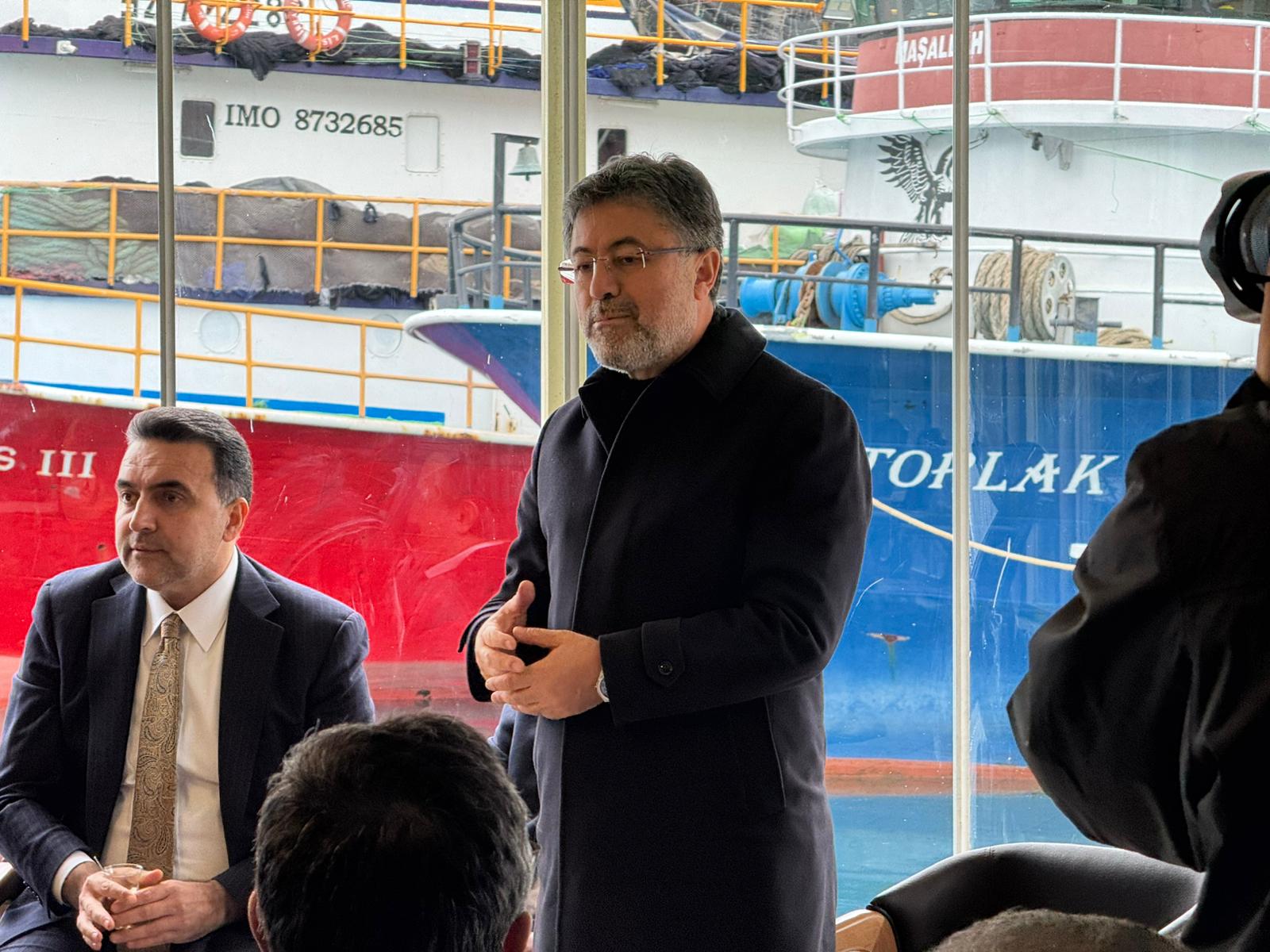 BALIKÇI REİSLERİYLE SARİYER’DE İSTİŞARE TOPLANTISI