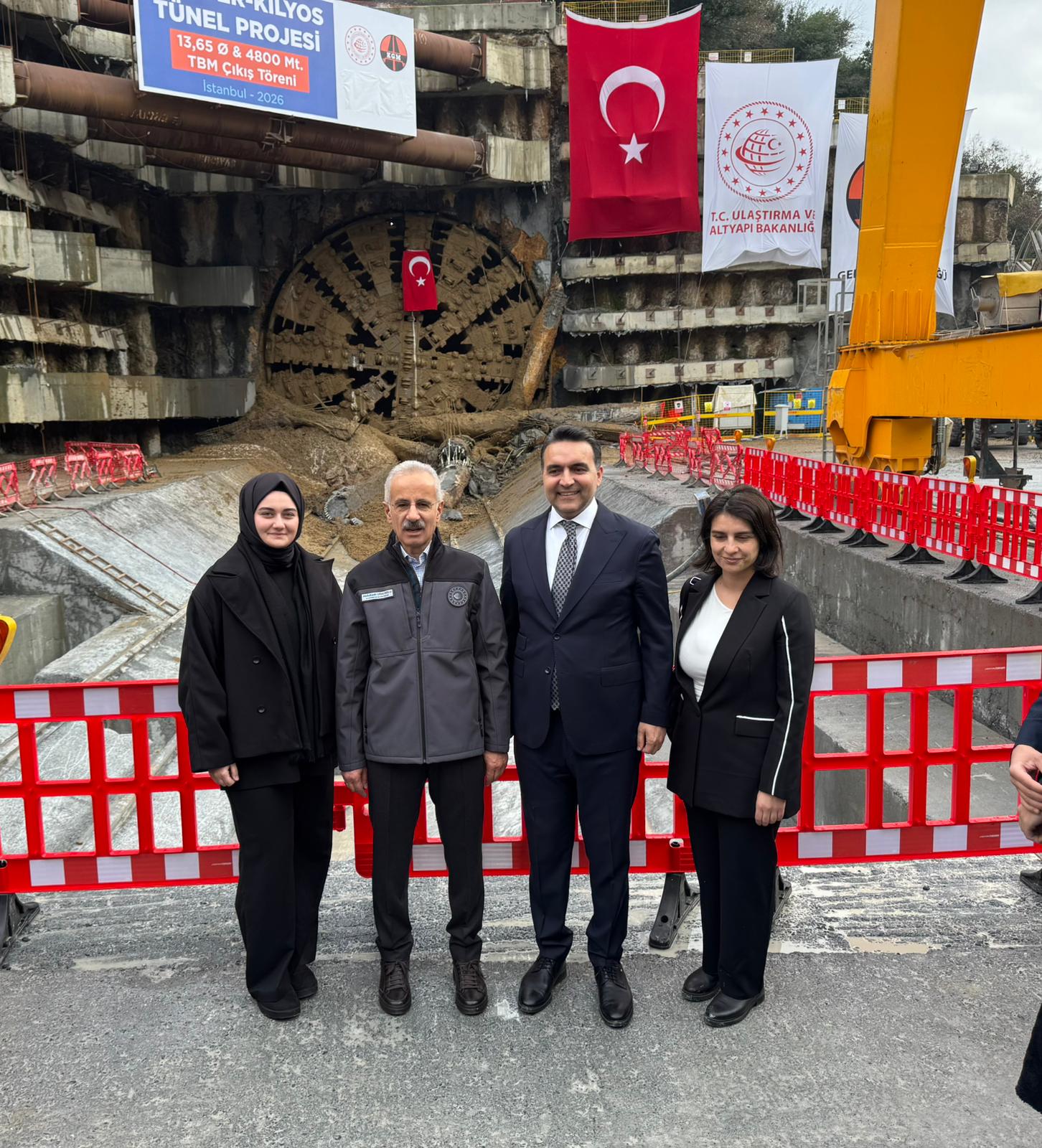Ulaştırma ve Altyapı Bakanımız Abdulkadir Uraloğlu'nun katılımlarıyla gerçekleştirilen Sarıyer Kilyos Tüneli "Işık görme - TBM Çıkış Töreni"